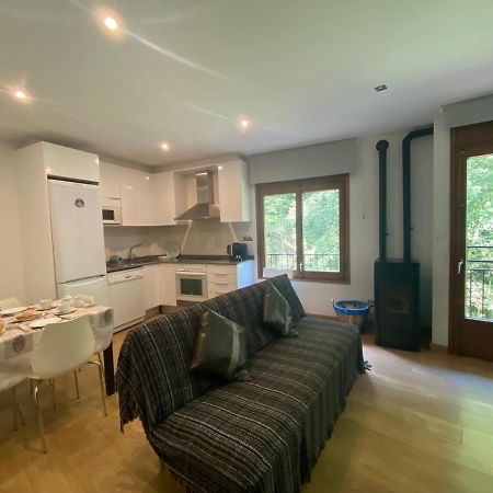 Precioso Apartamento Con Vistas Montana O Rio Рибес-де-Фресер Экстерьер фото